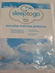 SERTA TWIN XL 18" SLEEP TO GO EVERYDAY MATRESS PROTECTOR