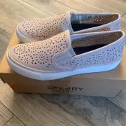 NWT SPERRY TOP SIDER WOMEN'S SEASIDE PERFORATED EMBOSS LEATHER SHOES LILAC 5