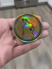 Pikachu Large Coin (Gold Rainbow Foil)