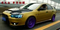 在飛比找Yahoo!奇摩拍賣優惠-小膜女○【消光金 車身貼膜】黑色 白色 啞光膜 帶導氣槽 消