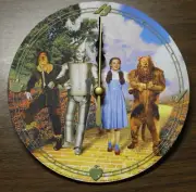 Wizard of Oz Decoupage 7" Wood Wall Clock NEW IN BOX Collectible
