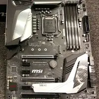 在飛比找蝦皮購物優惠-微星 Z390 GAMING PRO CARBON AC 原