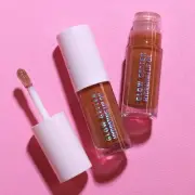 Moira Glow Getter Hydrating Lip Oil (003, Champagne Kiss)