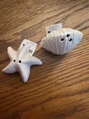 Pink Starfish/ White Sea Shell Salt & Pepper Shaker Set
