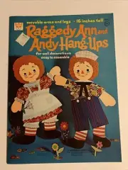 1972 Whitman- Raggedy Ann and Andy movable arms & legs Hang-Ups