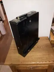 Artist case with built in easel