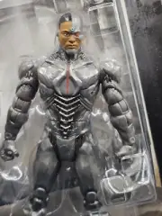 New DC Justice League Cyborg w/Cybernetic Gauntlets *Package Unsealed*