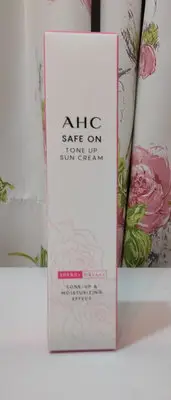 在飛比找Yahoo!奇摩拍賣優惠-AHC柔光潤色隔離防曬乳 50ml  2條760含郵