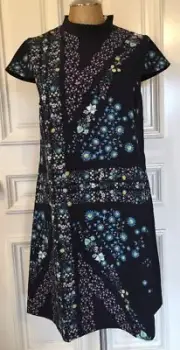 Ted Baker London Abbew Unity Flag Print Tunic Dress Black 4 US 6 Floral Design
