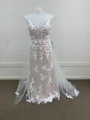 Madi Lane Jesslyn Ivory Mocha Size 16 Wedding Dress