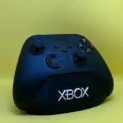 Xbox One Series X/S Controller Display Stand Black and White