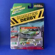 2023 Johnny Lightning White Lightning Demolition Derby 1982 Pontiac Grand Prix