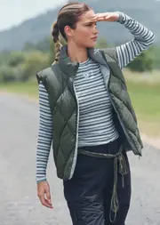 [Lorna Jane] Winter Warmth Reversible Puffer Vest in Green, Size - Small S Agave Green