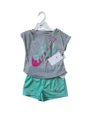 Nike Girls Short Set Toddler Size 2T NWT Sparkle Top Emerald Rise NWT