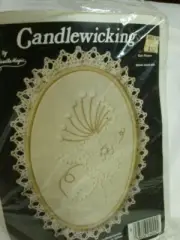 VINTAGE NEEDLE MAGIC STAR FLOWER CANDLEWICKING HOOP PICTURE KIT NIP