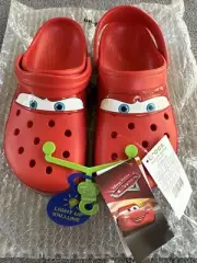 Mens Size 9 - Lightning McQueen Crocs Cars Kachow (205759-610) NEW | SHIPS FAST