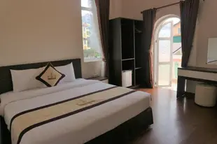 黃朝達拉飯店Hoang Trieu Da Lat Hotel