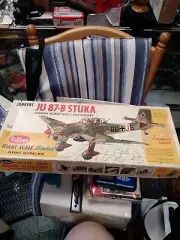 Guillow GUI1002 Ju 87B Stuka Giant scale balsa model kit