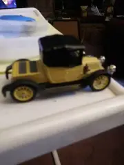 VINTAGE CORGI CLASSICS 1910 RENAULT • No. 9032 • MINT IN ORIGINAL BOX