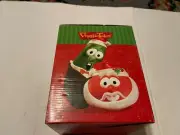 Vintage Veggie Tales A Very Merry Christmas Snow Globe Snowboardin' Larry 1999