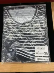 Black Cat T-Shirt, White Striped Size M (G1)￼