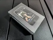 Apple iPod Touch 1st Gen (16 GB) Black A1213 Lennon Legend EDITION NEW SEALE D