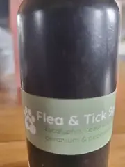 Flea and Tick 100%natural essential oils
