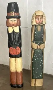 Carved Pilgrims Man Woman Figurine By Lori Miller Whispering Pines 2004 Pilgrim