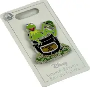 Disney Parks Silver 2022 Limited Release Kermit The Frog St. Patrick's Day Pin