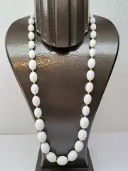 VINTAGE MONET GRADUATED WHITE LUCITE BEADED MATINEE NECKLACE NWT