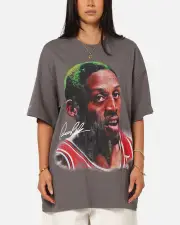 [MITCHELL & NESS] Mitchell & Ness Chicago Bulls Dennis Rodman Big Head T-shirt Charcoal Grey - Size XL XL Charcoal Grey