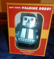 Walking Sparky Robot White knob WIND UP 3" Vinyl Limited Ed New in box Channel C
