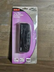 RCA 2-Way Audio/Video Selector Switch Model DT902AV New In Package