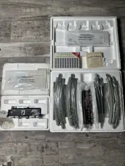 HAWTHORNE VILLAGE POW MIA HO SCALE ELECTRIC TRAIN SET A POWER AND B-DUMMY UNIT