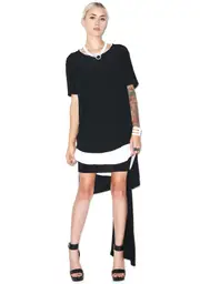 [Twiin] To The End Tail Back Woven Tee
