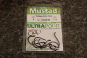 Mustad 39935NP-BN Ultra Point Size 2/0 2X Inline Octopus Circle Hooks Pack of 6