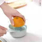 Portable Plastic Manual Lemon Squeezer Citrus Presser Orange Juicer Fruit Tool