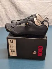Fizik R5 Boa Man Road Bike Shoes EU 37 US 5 1/4 (S5)