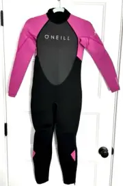 NWT Women’s O’Neill Reactor Wetsuit Youth Size 12
