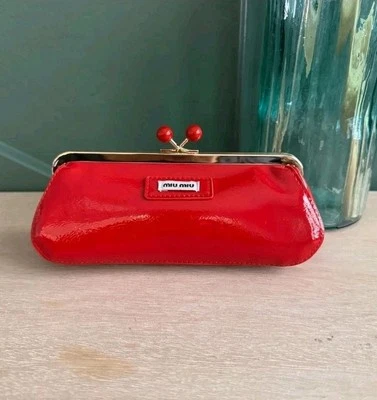 MiuMiu Red KissLock GWP Bag With Chain Perfume Line New In Box