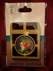 DEC Good vs Evil Spinner Pin Disney Robin Hood Prince John Villains 2022