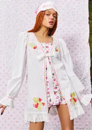 [Dolls Kill X Strawberry Shortcake] Wake Up Bright Robe And Eye Mask Set