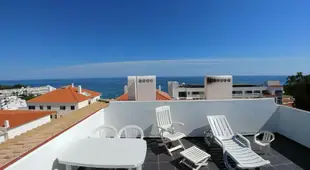 oura panoramic sea view roof top, Pisc, Plage 200m, strip