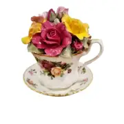 ROYAL ALBERT OLD COUNTRY ROSES MUSICAL TEACUP NEW IN BOX (s)