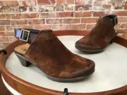 Naot Upgrade Brown Suede Block Heel Backstrap Mule Clog 38 7-7.5 New