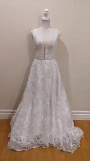 Coco Melody A Chapel Line Train Wedding Dress CW2373 - Size: UK 8