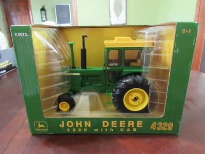 ERTL 1/16 SCALE 2005 PLOW CITY TOY SHOW JOHN DEERE 4320 WITH CAB - NIB