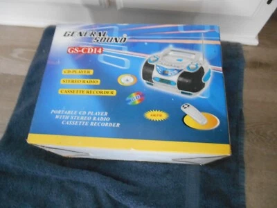 GENERAL SOUND GS-CD14 PORTABLE RADIO CASSETTE / CD PLAYER NEW