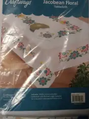 CRAFTWAYS JACOBEAN FLORAL STAMPED CROSS STITCH TABLECLOTH 50×70 SEALED PACKEGE
