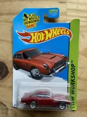 Hot Wheels 2015 Aston Martin 1963 DB5 #245/250